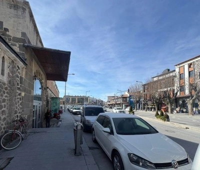 Karapınar&rsquo;da polisten hatalı park denetimleri