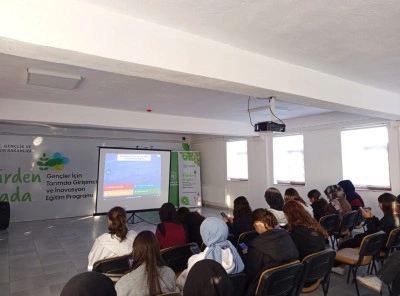 Karapınarlı gen&ccedil;ler &lsquo;H&uuml;y&uuml;k Tarım Kampı&rsquo;na katıldı