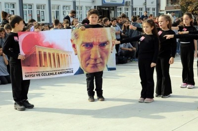 Karasu&rsquo;da duygu dolu 10 Kasım programı