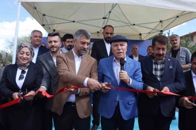 Karayazı&rsquo;da toplu a&ccedil;ılış: K&ouml;y yollarının y&uuml;zde 60&rsquo;ı asfaltlandı