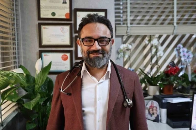 Kardiyoloji Uzmanı Demirkıran: Sağlıklı bir kalp i&ccedil;in sigara ve alkolden uzak durmak b&uuml;y&uuml;k &ouml;nem taşır