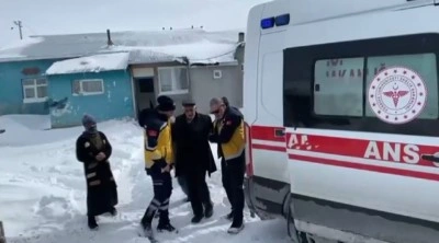 Kars’ta ekipler 68 yaşındaki hasta için seferber oldu