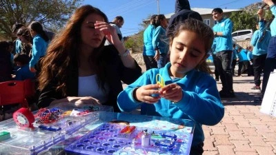 Kaşif 02, bilim ve teknolojiyi k&ouml;y okullarındaki &ouml;ğrencilerin ayağına g&ouml;t&uuml;r&uuml;yor