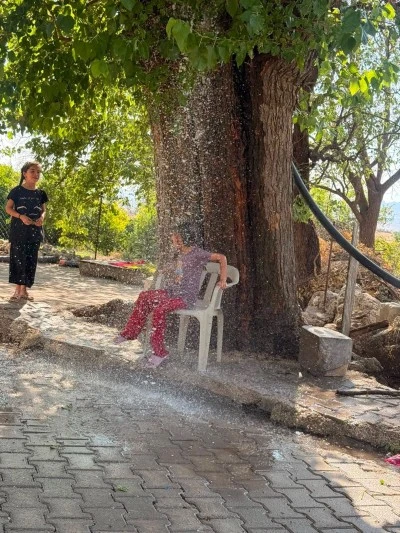 Kavurucu sıcağa karşı ilgin&ccedil; &ccedil;&ouml;z&uuml;m