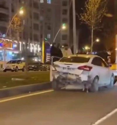 Kayapınar&rsquo;da 4 Ara&ccedil;lı Zincirleme Trafik Kazası: 2 Yaralı