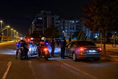 Kayapınar&rsquo;da Gece Yarısı Nefes Kesen Kovalamaca