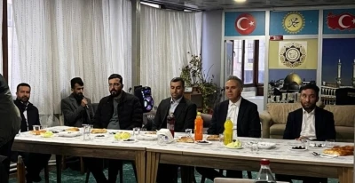 Kaymakam Akın &ouml;ğrencilerle iftarda buluştu
