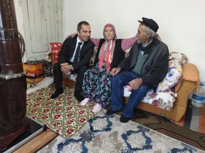 Kaymakam U&ccedil;ar, Kuş&ccedil;a k&ouml;y&uuml;nde vatandaşlarla buluştu