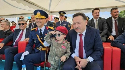 Kayseri’de Zafer Bayramı coşkusu