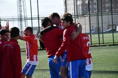 Kayseri &Uuml;lks&uuml;por, G&uuml;neşspor&rsquo;a kaybetti