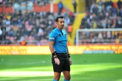 Kayserispor-Kasımpaşa ma&ccedil;ını Kadir Sağlam y&ouml;netecek