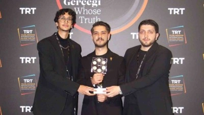 KB&Uuml; &ouml;ğrencilerinin &lsquo;Cam Adam&rsquo;ı TRT Belgesel Yarışmasında &ouml;d&uuml;l kazandı