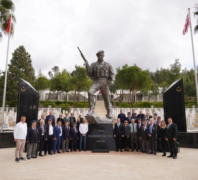Kıbrıs Barış Harekatı’na katılan Ayvalıklı gaziler 51 yıl sonra Yavru Vatan’da