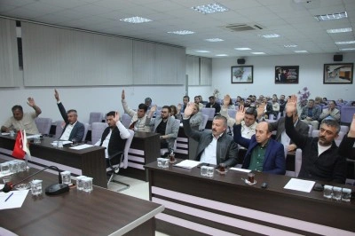 Kira borcu olan kiracılar i&ccedil;in &lsquo;kesin tahliye&rsquo; maddesi meclisten d&ouml;nd&uuml;