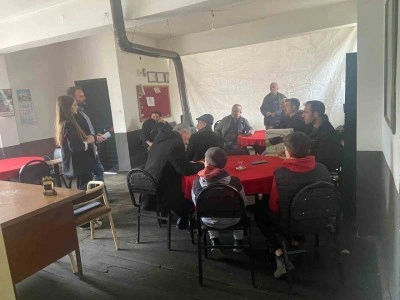 Kıraathanede erkeklere kadına yönelik şiddete karşı farkındalık seminer verildi