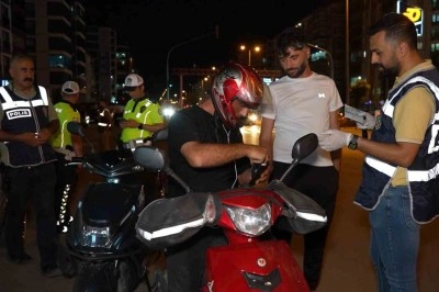  Kask Takmayan ve Ehliyetsiz 40 Sürücüye Cezai İşlem Uygulandı