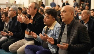 Kırıkkale’de vatandaşlar Kadir Gecesi’nde camileri doldurdu