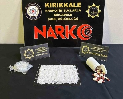 Zehir tacirlerine darbe: 4 tutuklama