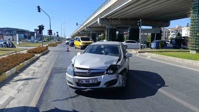 Kırmızı ışık ihlali kazaya yol açtı