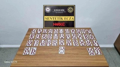 Kırşehir&rsquo;de uyuşturucu operasyonu: 527 adet sentetik hap ele ge&ccedil;irildi