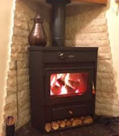 Kışın Vazgeçilmezi: Odun Sobaları, Diyarbakırlıların Sıcak Yuvası Oluyor