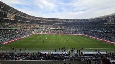Kocaelispor ile Galatasaray trib&uuml;n liderleri ma&ccedil; &ouml;ncesi buluştu
