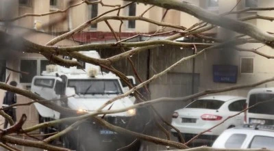 Kocak&ouml;y&rsquo;de Dehşet: Eşini &Ouml;ld&uuml;ren Ş&uuml;pheli Adliyeye Sevk Edildi