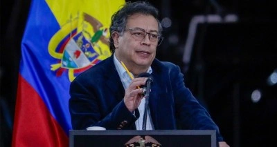 Kolombiya Devlet Başkanı Petro, kabinenin istifasını istedi