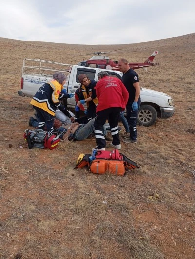 Konya'da Çoban Kalp Krizi Geçirdi: Hava Ambulansı ile Hastaneye Kaldırıldı