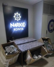 Konya&rsquo;da uyuşturucu taciri 140 kişi tutuklandı