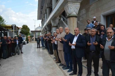 Korkuteli&rsquo;de 103 hacı adayı uğurlandı