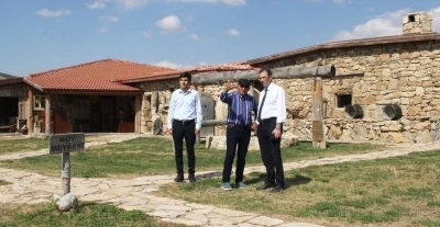 KUDAKA ile Kenan Yavuz Etnografya M&uuml;zesi arasında k&uuml;lt&uuml;rel miras ve turizm iş birliği g&ouml;r&uuml;şmesi
