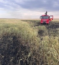 Kulu’da arpa ekili tarlada yangın