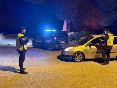 Kurallara uymayan 74 s&uuml;r&uuml;c&uuml; cezadan ka&ccedil;amadı