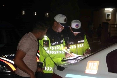 Kurallara uymayan motosiklet sürücüleri kaçamadı