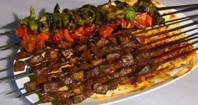 Kurban Bayramı'nın Son Gününde Ciğercilerde Yoğunluk: Diyarbakır'da Bayram Geleneği Sürüyor