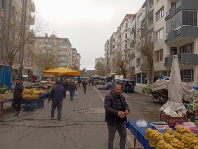K&uuml;resel Gerilim Diyarbakır Pazarına Yansıdı