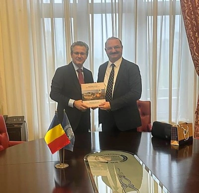 K&uuml;resel &uuml;niversite hedefine Romanya&rsquo;dan g&uuml;&ccedil;l&uuml; destek