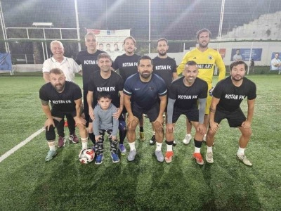 Kuşadası Belediyesi G&ouml;rev Şehitleri Turnuvası&rsquo;nda şampiyon Kotan FK oldu