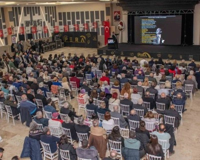 Kuşadası’ndaki söyleşide Atatürk konuşuldu