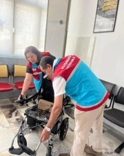  Bağışla 10 Akülü Tekerlekli Sandalye Dağıtıldı