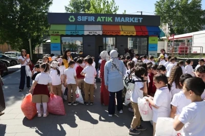 &Ccedil;evre Haftası&rsquo;nda &ouml;ğrencilerden doğaya destek