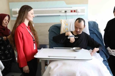 İş kazası sonrası fel&ccedil; kalan hastaya kişiye &ouml;zel &ccedil;&ouml;z&uuml;m