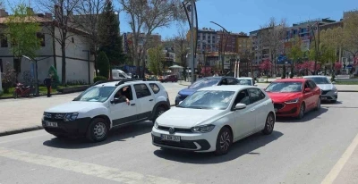 K&uuml;tahya&rsquo;da trafiğe kayıtlı ara&ccedil; sayısı 286 bin 57&rsquo;ye ulaştı