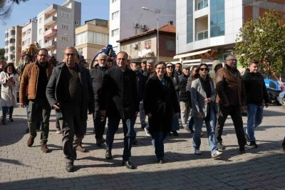 Kuyucak Deve Güreşi Şenlikleri kortej yürüyüşü ile başladı