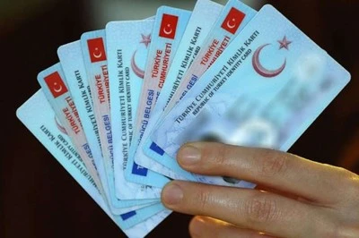 KVKK'dan Önemli Düzenleme: Otellerde Kimlik Fotokopisi Almak Yasaklandı