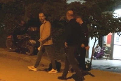 "Lazer tutma" kavgası: 2 kişi bıçaklandı