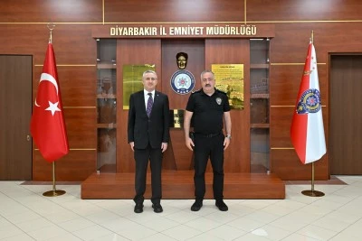 Lice Kaymakamı İkis&rsquo;ten Emniyet M&uuml;d&uuml;r&uuml; Mutlu&rsquo;ya ziyaret