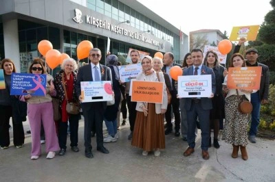 L&ouml;semili &ccedil;ocuklar i&ccedil;in g&ouml;ky&uuml;z&uuml;ne balon bırakıldı