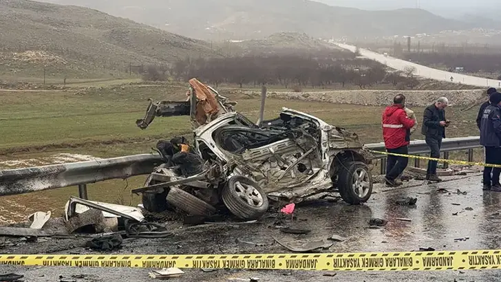 Malatya'da Feci Kaza Aynı Aileden 3 Kişi Hayatını Kaybetti